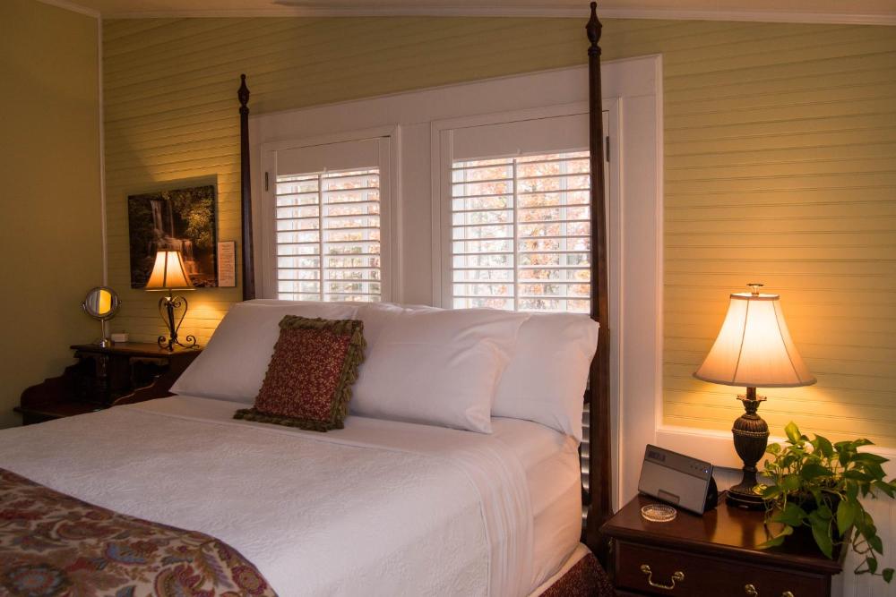Suite interior